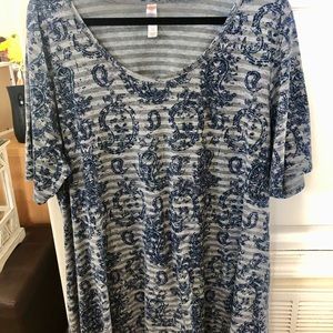 3XL LuLaRoe Paisley Perfect T